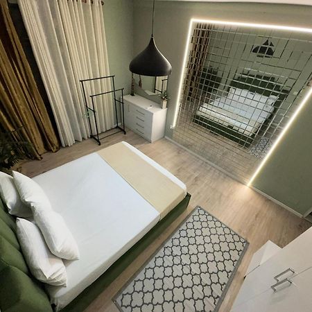 Hanna Apartment Tirana Esterno foto