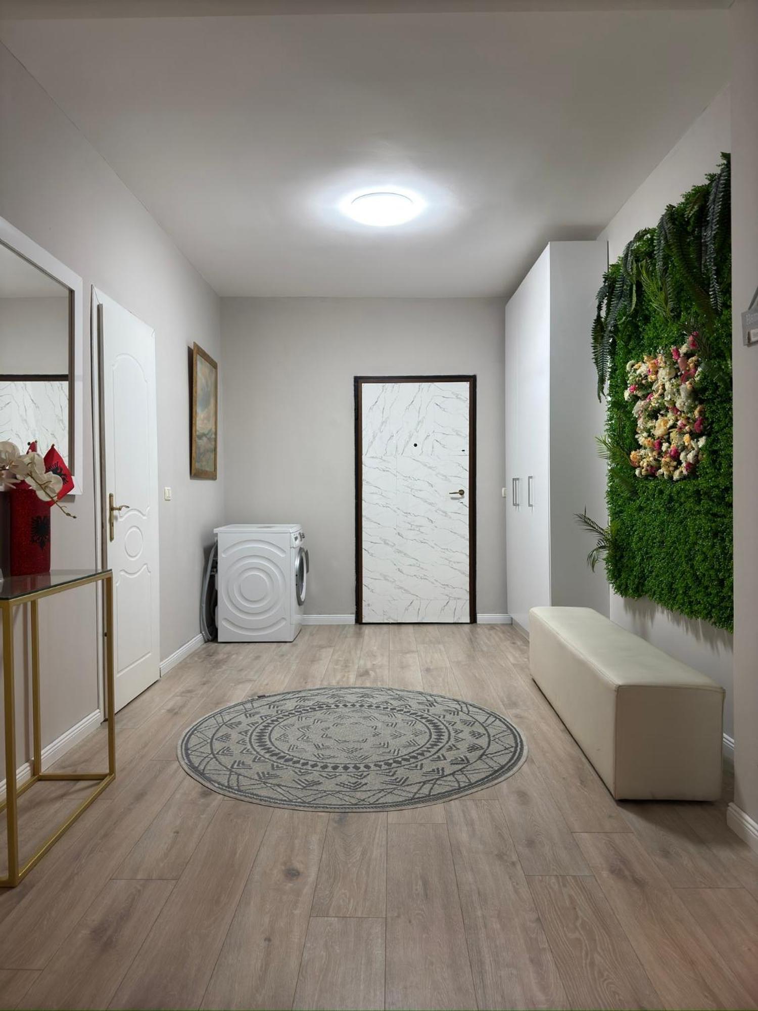 Hanna Apartment Tirana Esterno foto